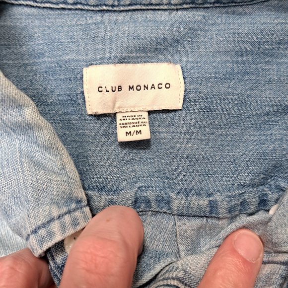 Men's Club Monaco Denim Dress Shirt - SIZE MEDIUM - Picture 5 of 5